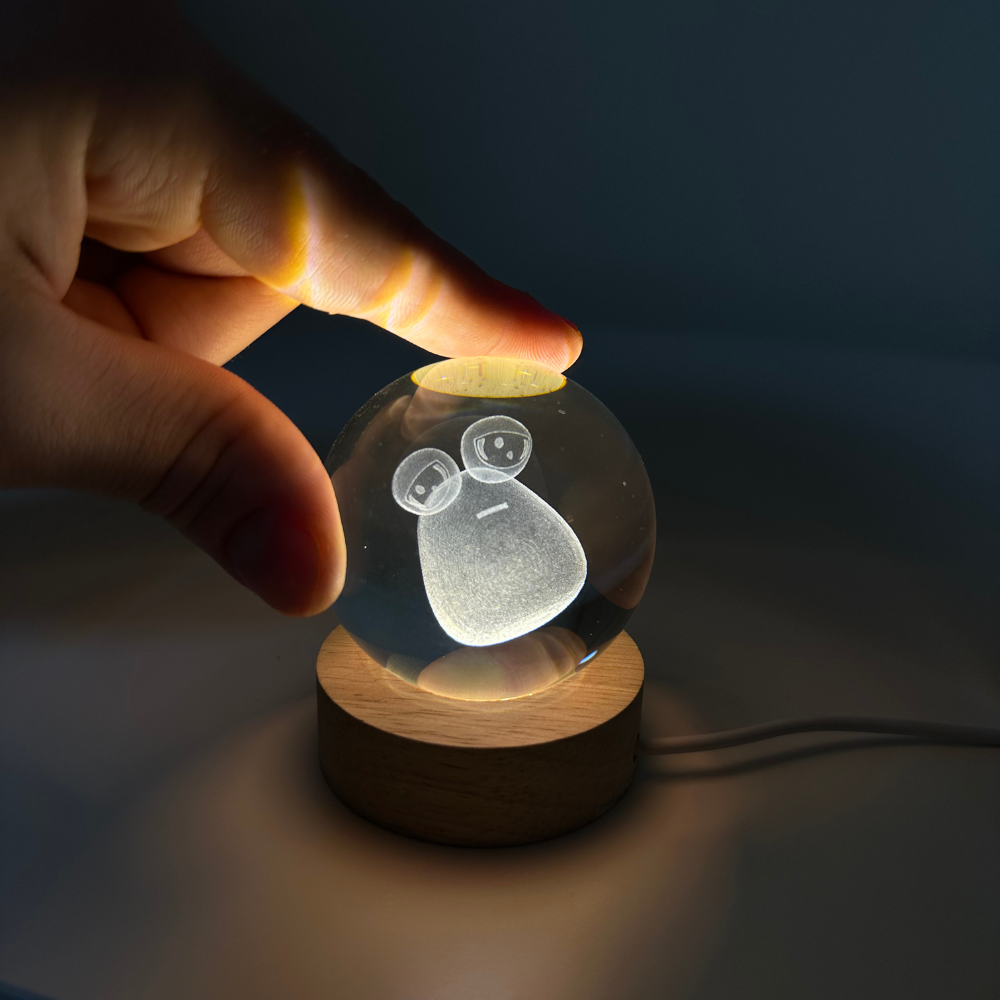 Gloomy Crystal Lamp